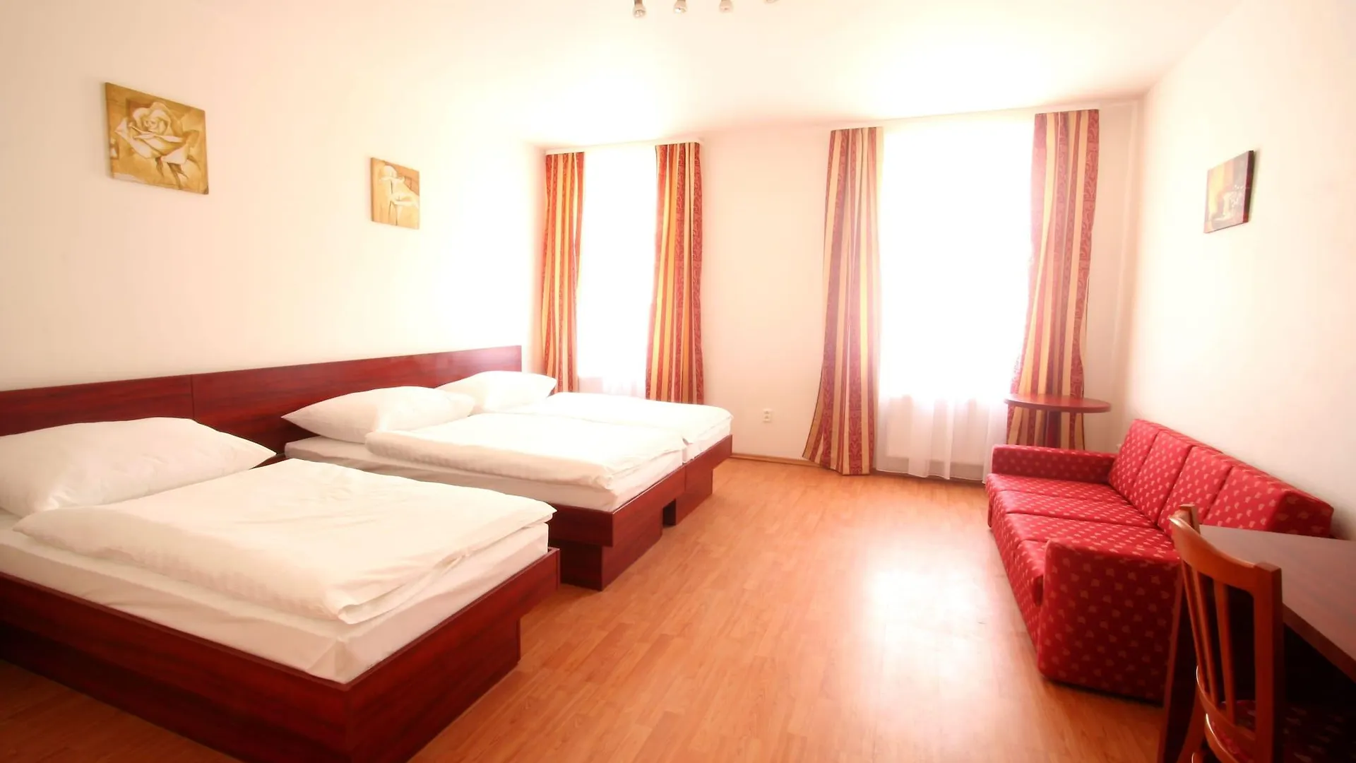 Apart Hotel Susa Prága Apartmanhotel