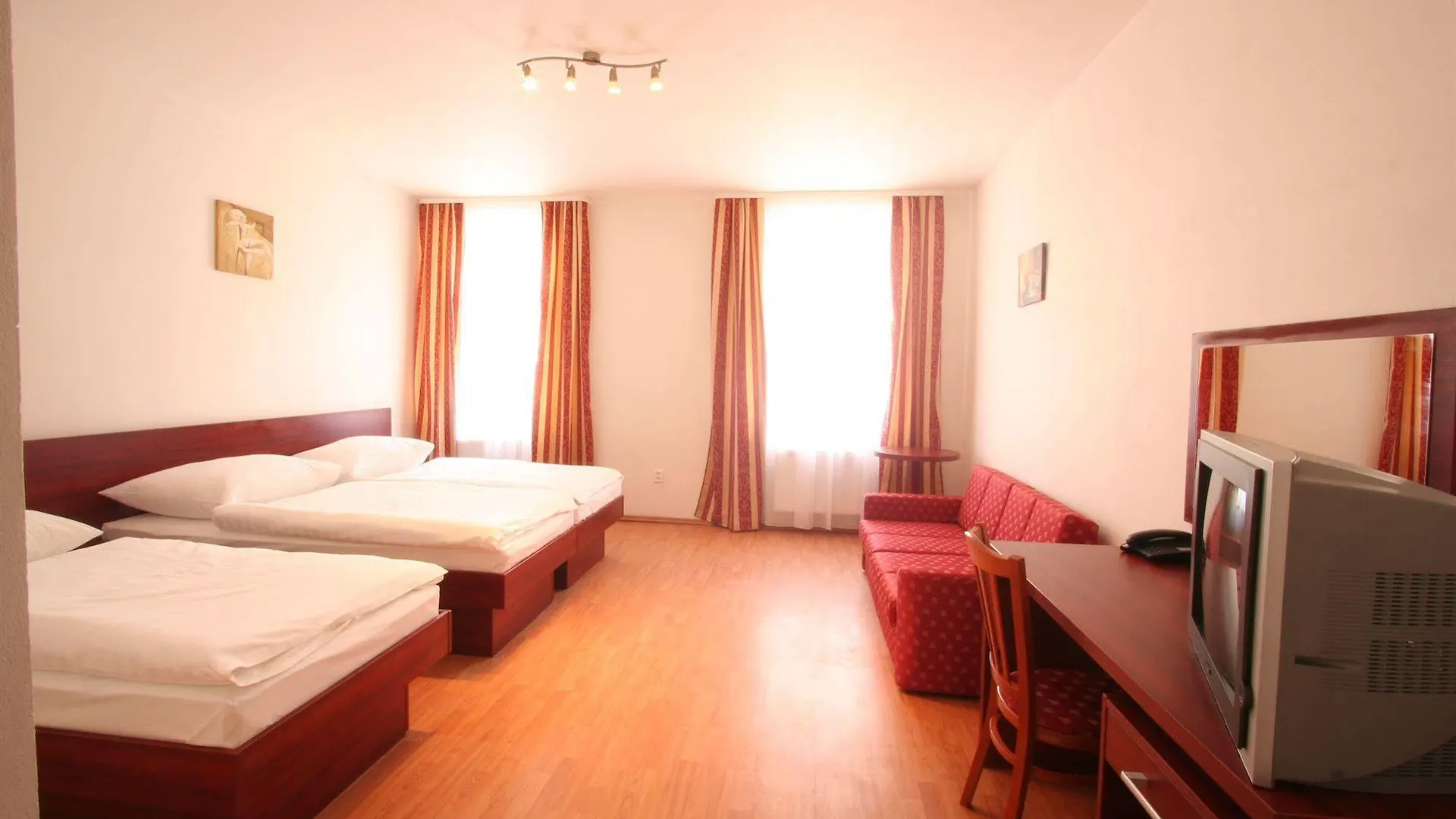 *** Apartmanhotel Apart Hotel Susa Prága Csehország