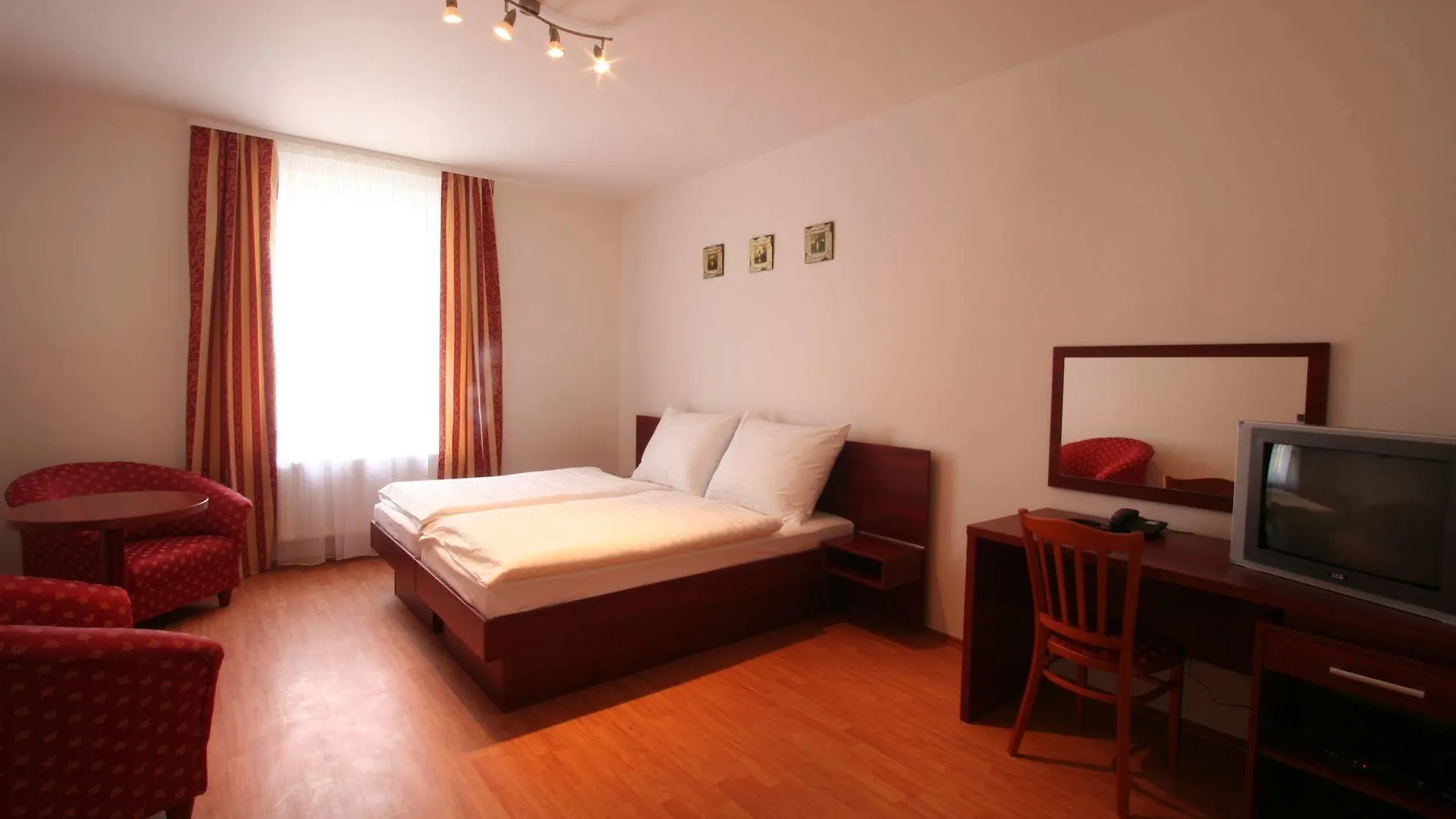 Apart Hotel Susa Prága