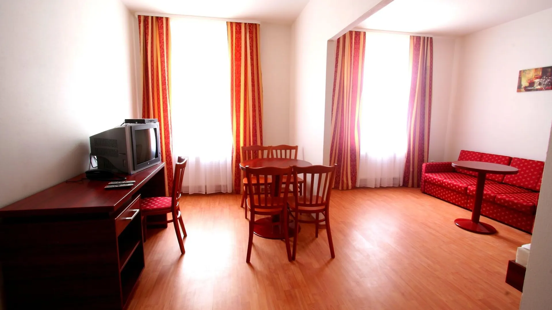 *** Aparthotel Apart Hotel Susa Prag Tschechische Republik
