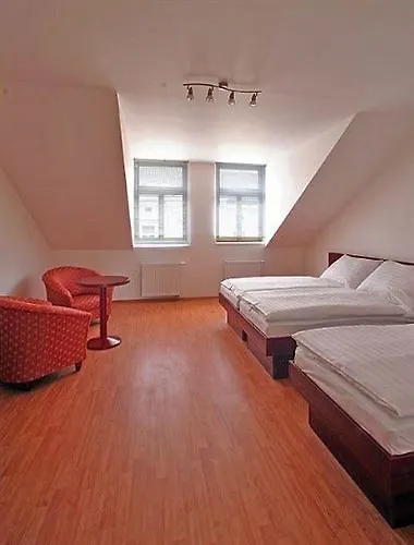 Apart Hotel Susa Prag Aparthotel